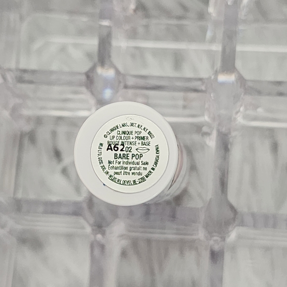 😍CLINIQUE Pop Lip Colour (02 Bare Pop) - Picture 2 of 7